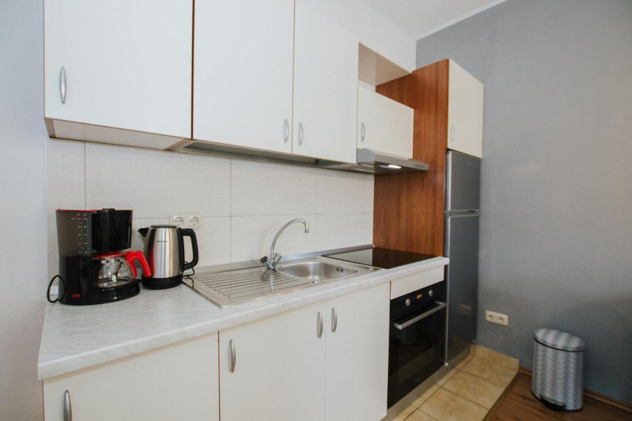 Apartment Deni Solin Exterior photo
